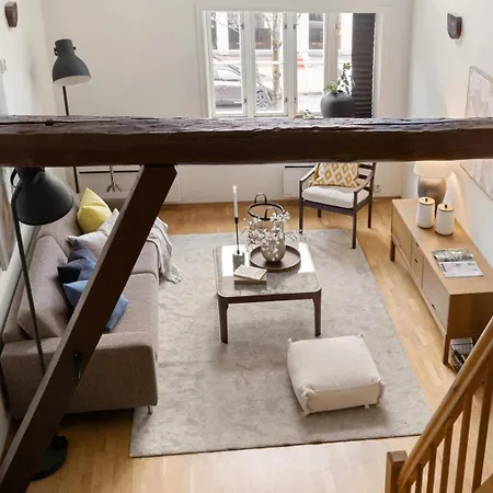 Charming Loft, High Ceiling !modern & Central, Free Private Parking 7 Min Walking ! Daire Trondheim