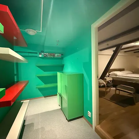 Charming Loft, High Ceiling !modern & Central, Free Private Parking 7 Min Walking ! Trondheim