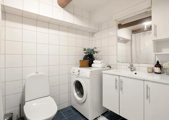 Charming Loft, High Ceiling !modern & Central, Free Private Parking 7 Min Walking ! Apartmán *