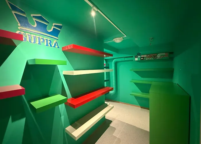 Apartmán Charming Loft, High Ceiling !modern & Central, Free Private Parking 7 Min Walking !